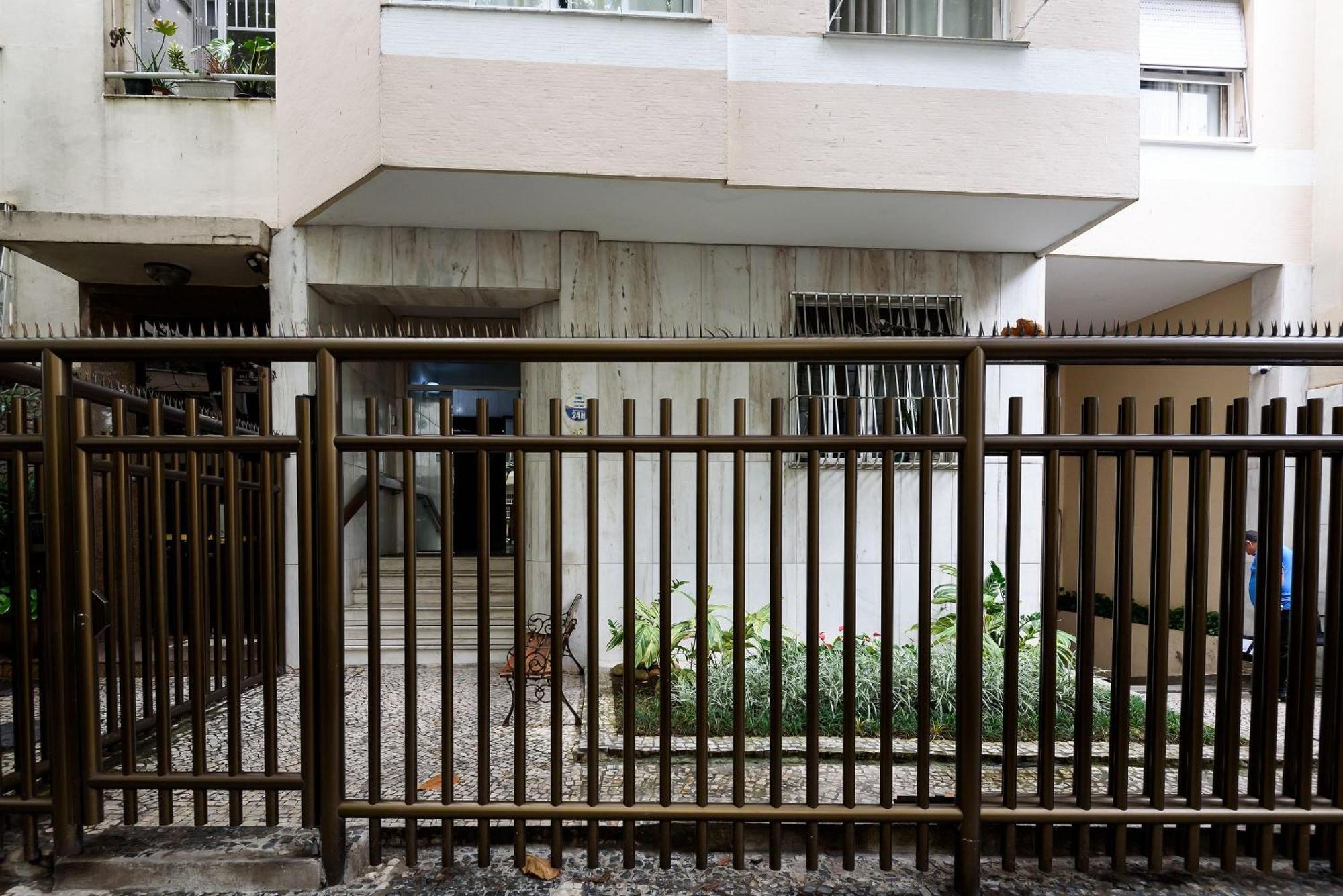 Apartamento 2qtos A 150m Da De Ipanema | Gc 56/702
